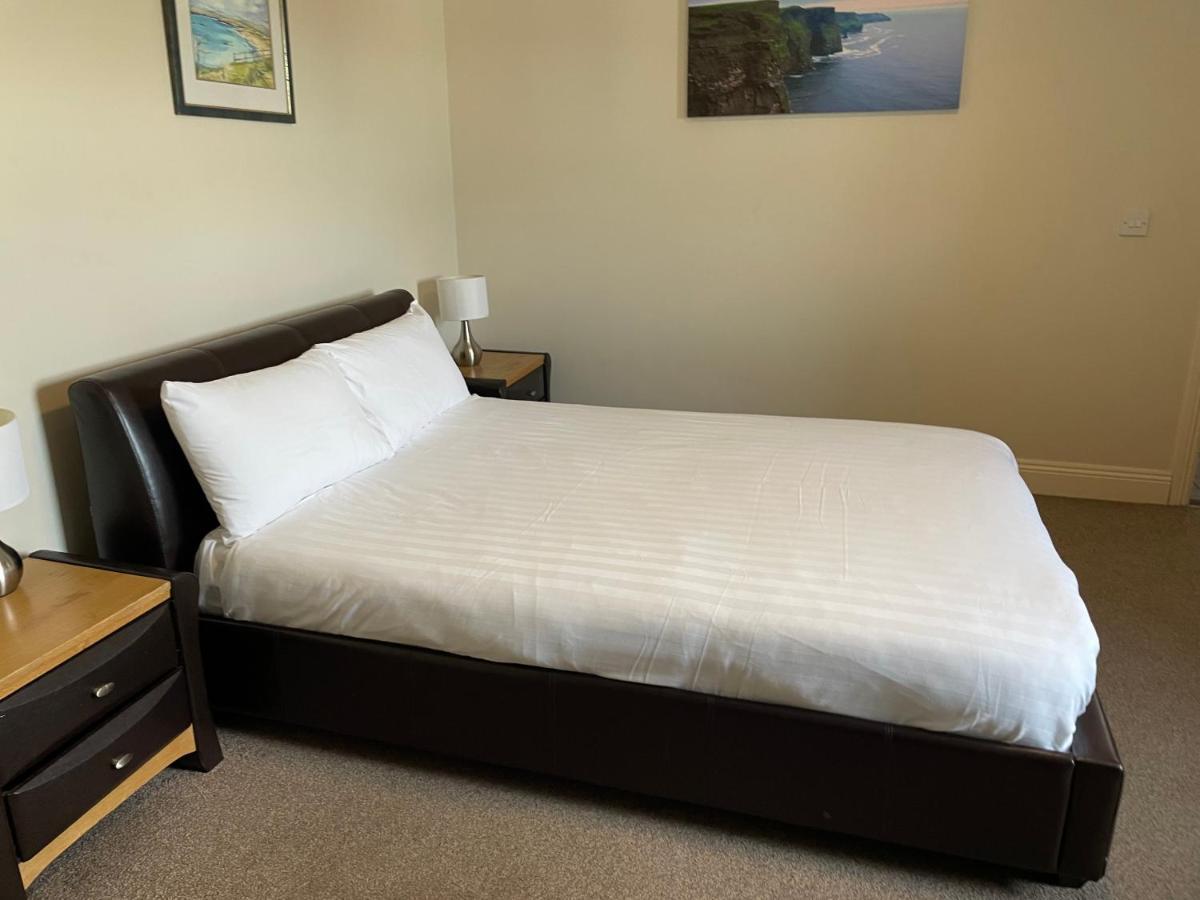An Stor Townhouse Guest house Midleton